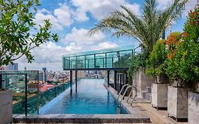 Check Inn Phnom Penh Royal Palace